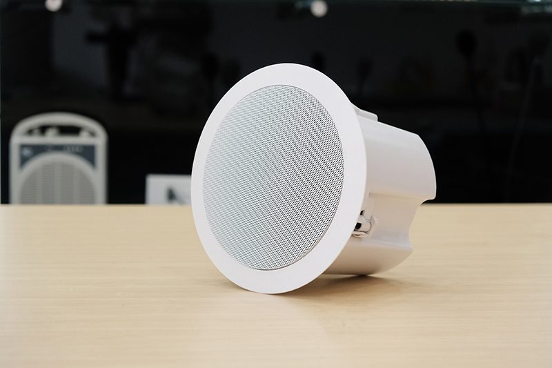 Loa âm trần Bosch hay DB – Thương hiệu nào vượt trội?