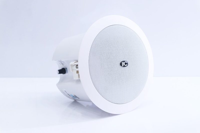 Loa âm trần toàn dải và loa âm trần subwoofer – khác biệt thế nào?