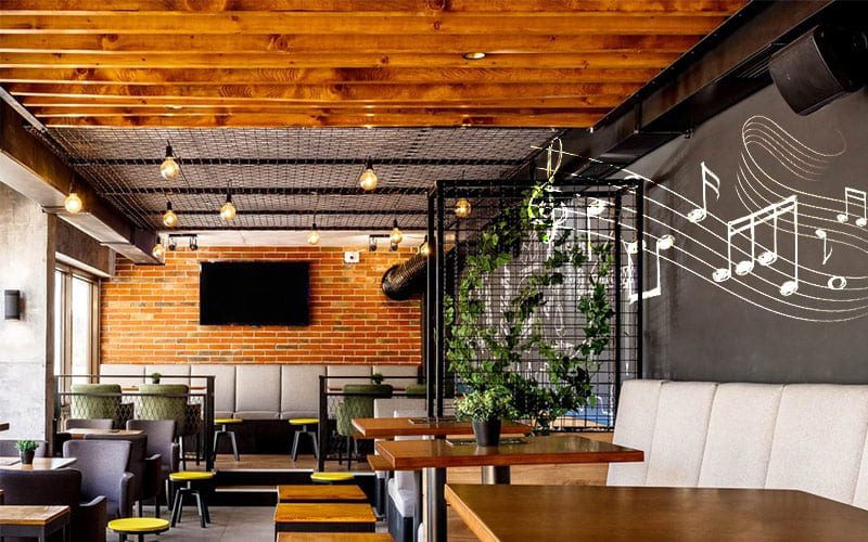 Cách bố trí loa cho quán cafe để âm thanh phủ đều, dễ chịu