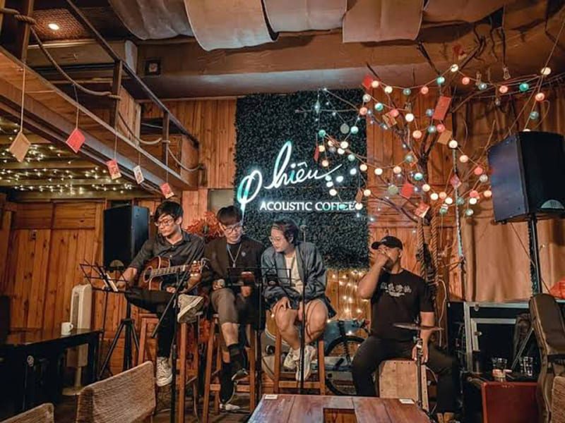Kinh nghiệm lắp đặt âm thanh cafe acoustic nghe hay, ít hú rít