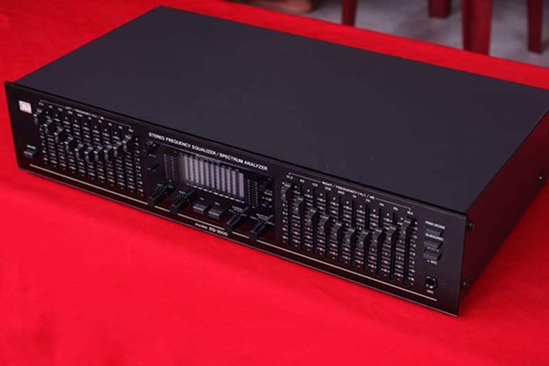 Equalizer là gì? Tại sao cần thiết trong âm thanh hội trường Equalizer là gì? Tại sao cần thiết trong âm thanh hội trường