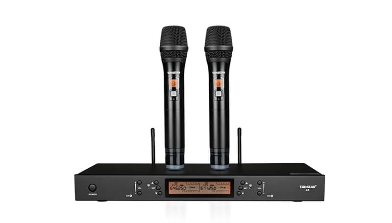 Các loại micro phổ biến trong hội trường và sân khấu Các loại micro phổ biến trong hội trường và sân khấu